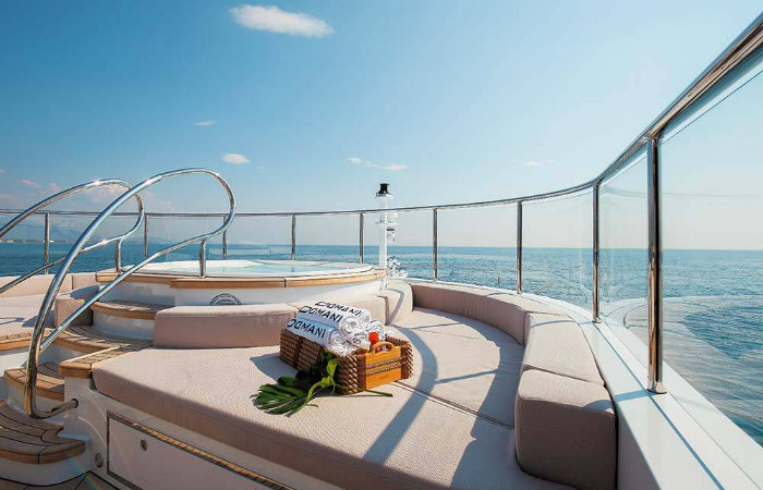 come scegliere un perfetto yacht di lusso in cui vivere.1
